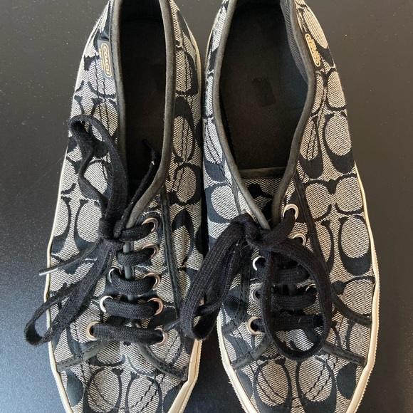 Coach shoes - Picture 2 of 3
